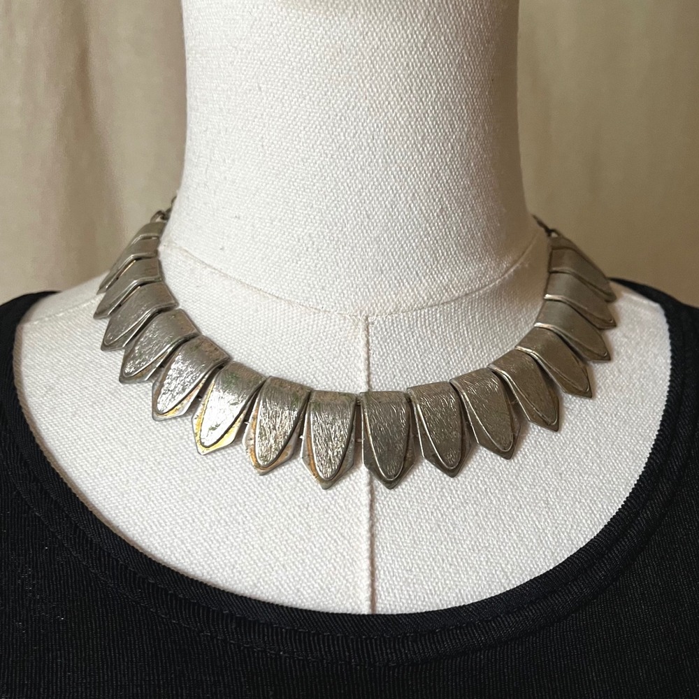 Vintage Modernist Articulated Fringe Collar Statement Necklace Silver Tone 17"